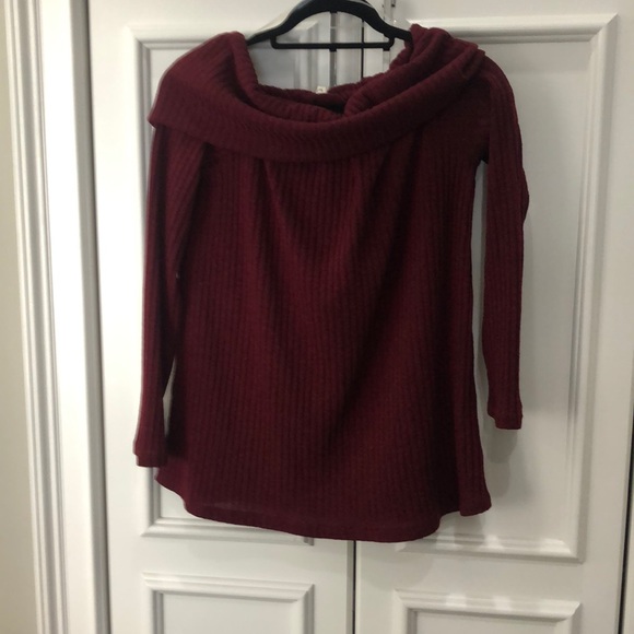 MTS Cranberry Sweater Large - Picture 1 of 3